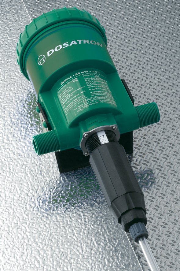 ปั๊มให้ปุ๋ย ผสมปุ๋ย DOSATRON PUMP รุ่น D25GL2BP ปั๊มให้ปุ๋ย ผสมปุ๋ย DOSATRON PUMP รุ่น D25GL2BP